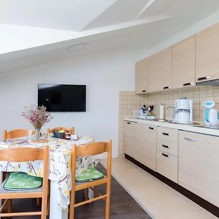 Zoran Apartamento